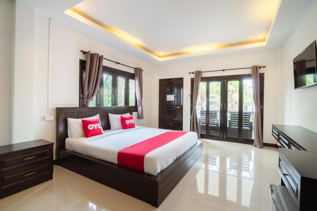 Oyo 837 Baan Kiang Nam Resort Bang Lamung Exterior photo